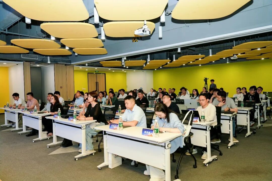 2026企业AI战略分享会现场座无虚席